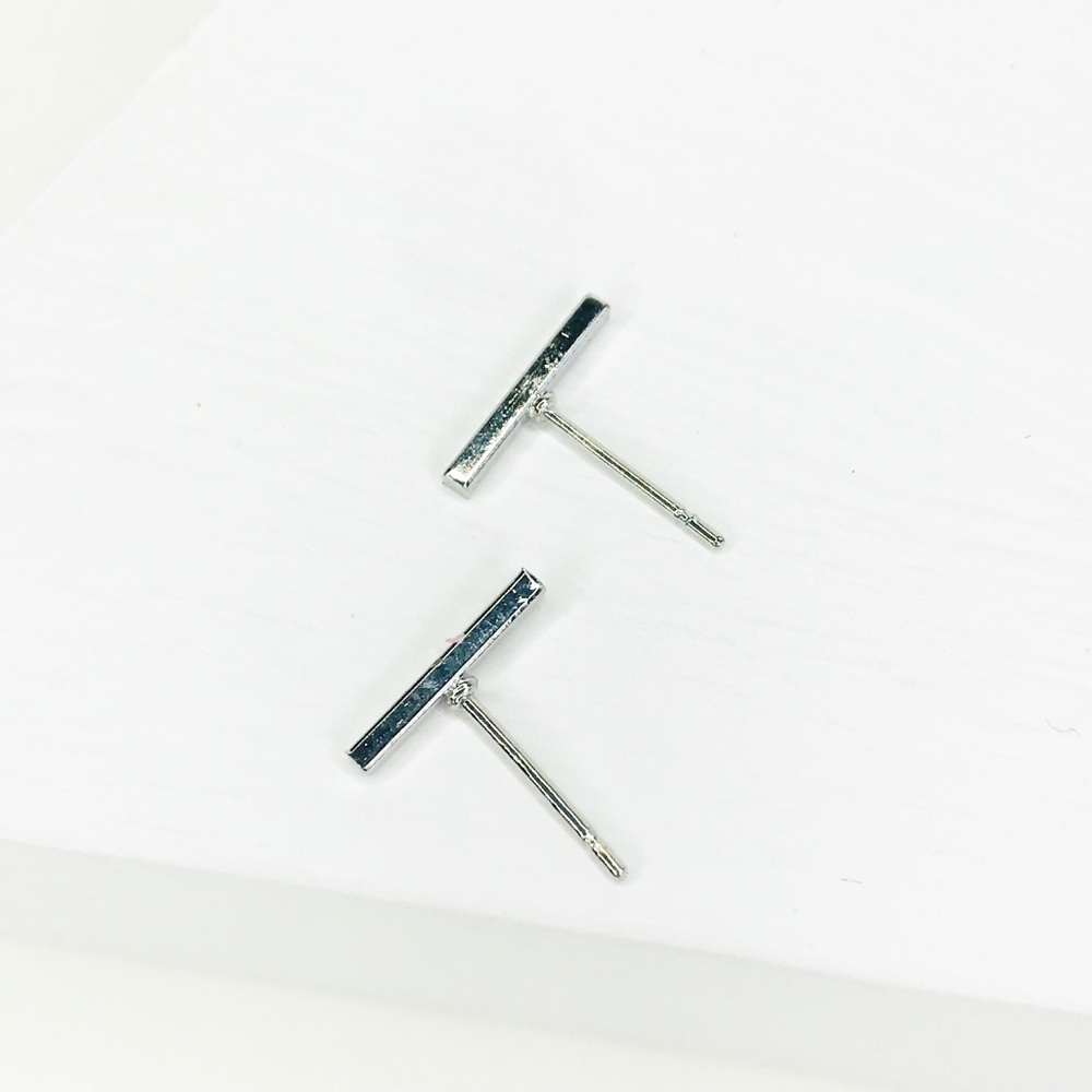 Mini Silver Bar Stud Earrings - Picture 4 of 7